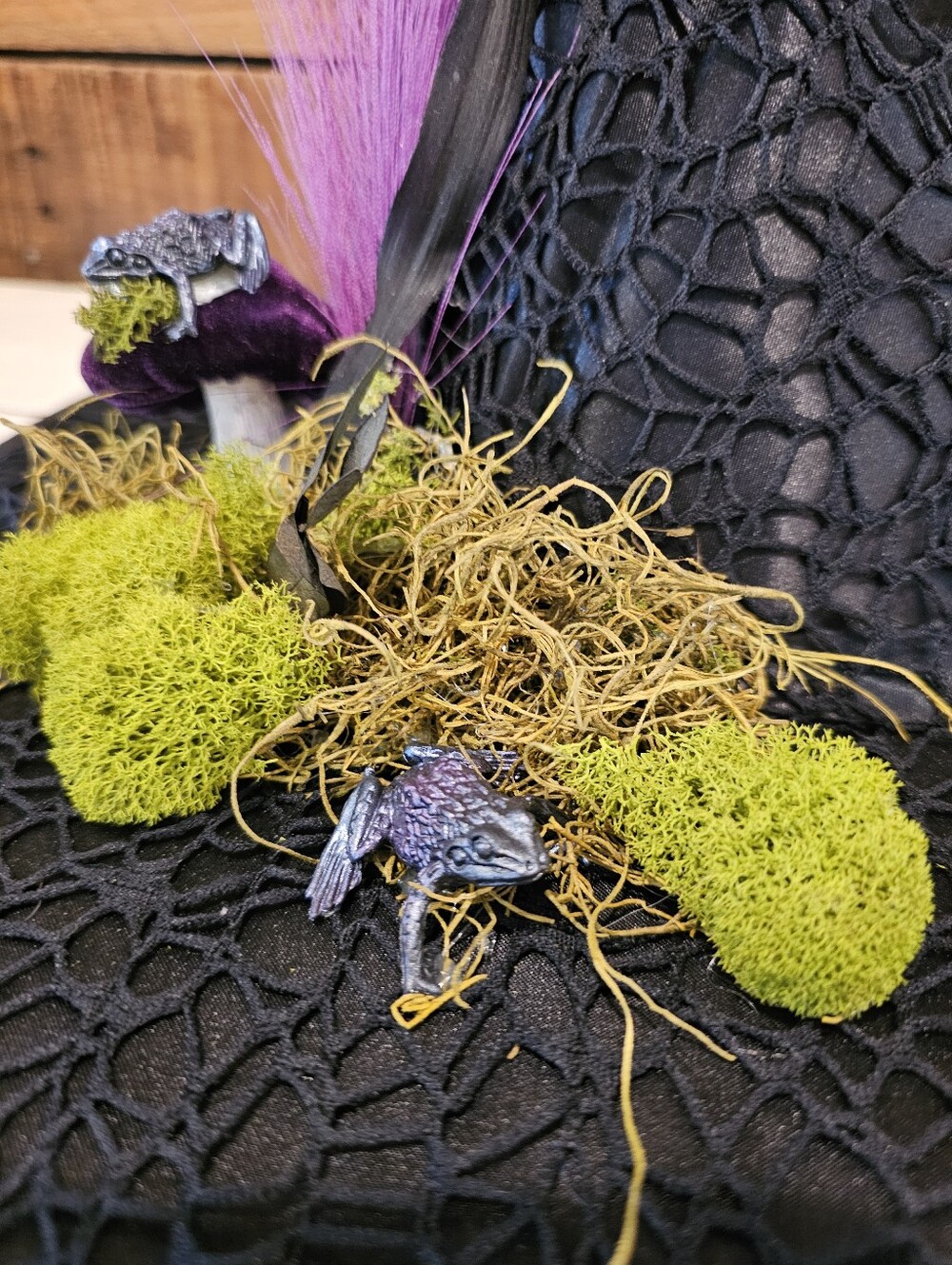Custom Black Cobweb Lace Witch Hat w/Frogs & Moss, Black Lipstick & Arm Warmers - Picture 10 of 15